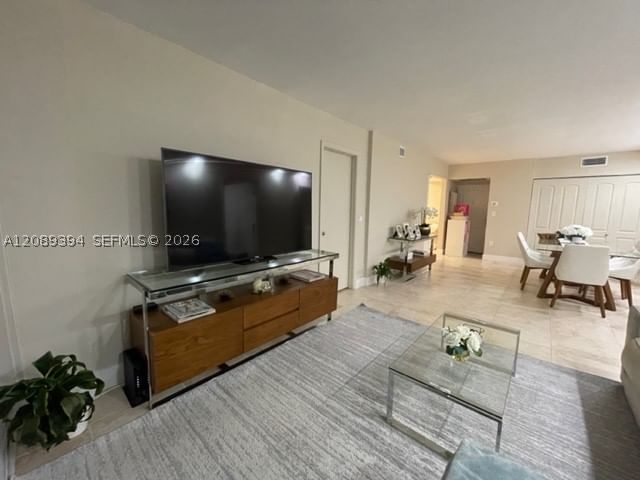 Real estate property located at 3625 Country Club Dr #704, Miami-dade, Aventura Eldorado Condo, Aventura, FL