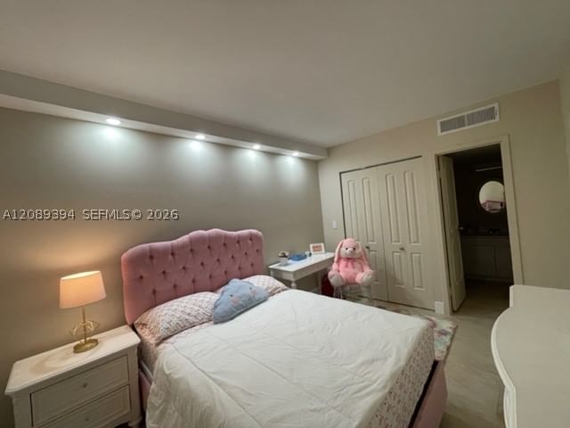 Real estate property located at 3625 Country Club Dr #704, Miami-dade, Aventura Eldorado Condo, Aventura, FL