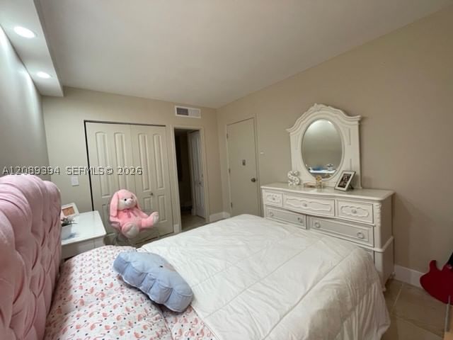 Real estate property located at 3625 Country Club Dr #704, Miami-dade, Aventura Eldorado Condo, Aventura, FL