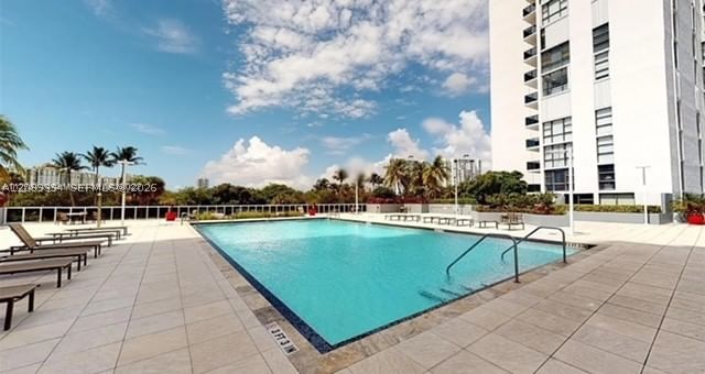 Real estate property located at 3625 Country Club Dr #704, Miami-dade, Aventura Eldorado Condo, Aventura, FL
