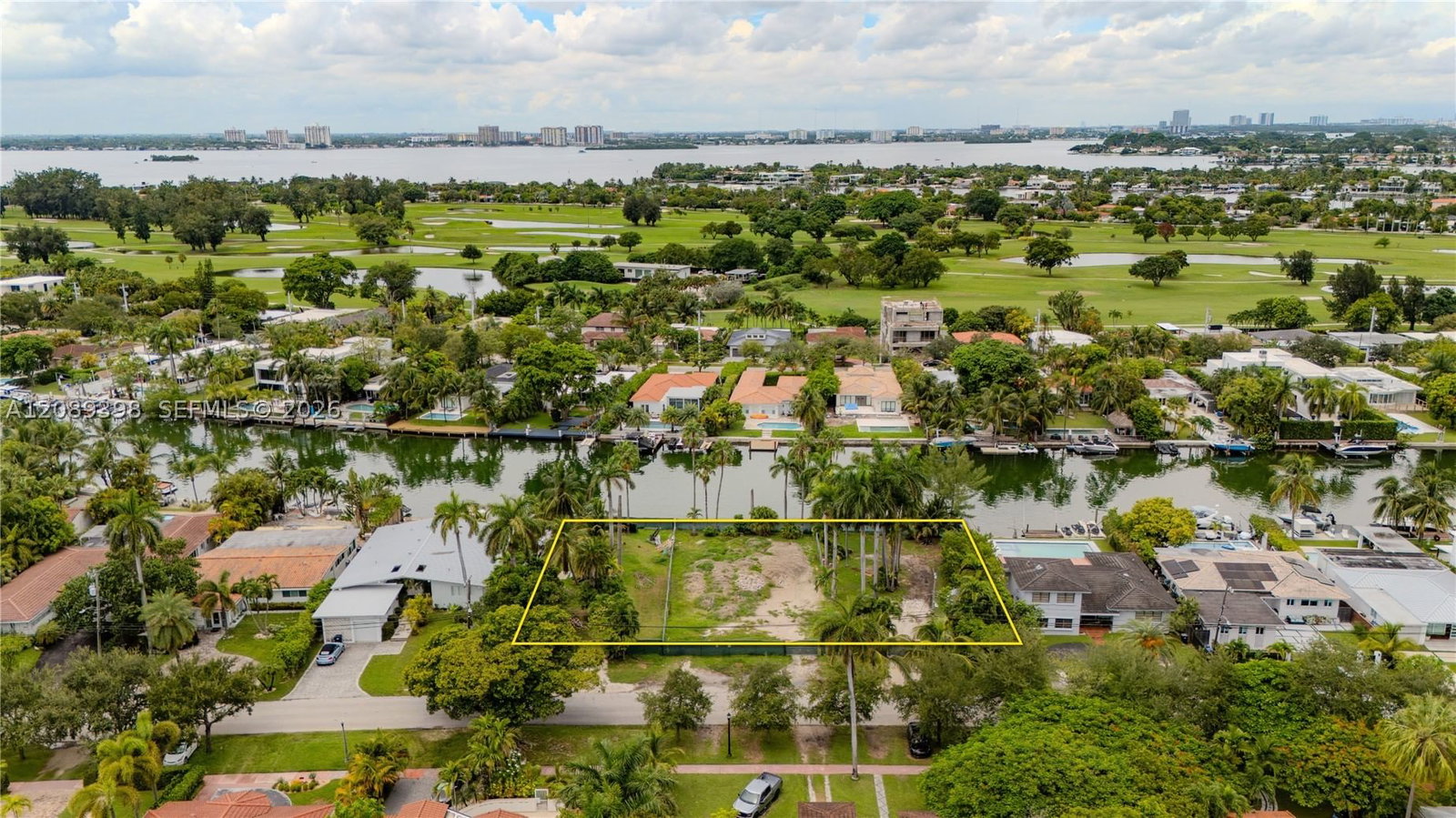 Real estate property located at 1415 Marseille Dr, Miami-dade, Normandy Waterway Sub, Miami Beach, FL