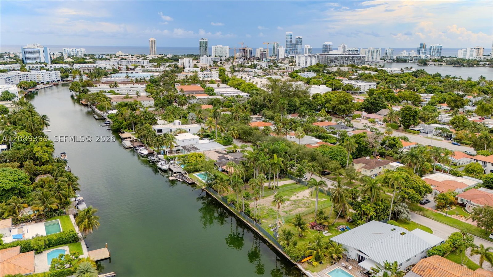 Real estate property located at 1415 Marseille Dr, Miami-dade, Normandy Waterway Sub, Miami Beach, FL