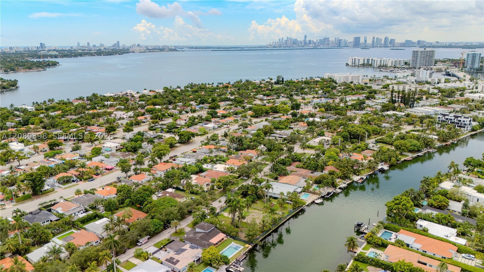 Real estate property located at 1415 Marseille Dr, Miami-dade, Normandy Waterway Sub, Miami Beach, FL