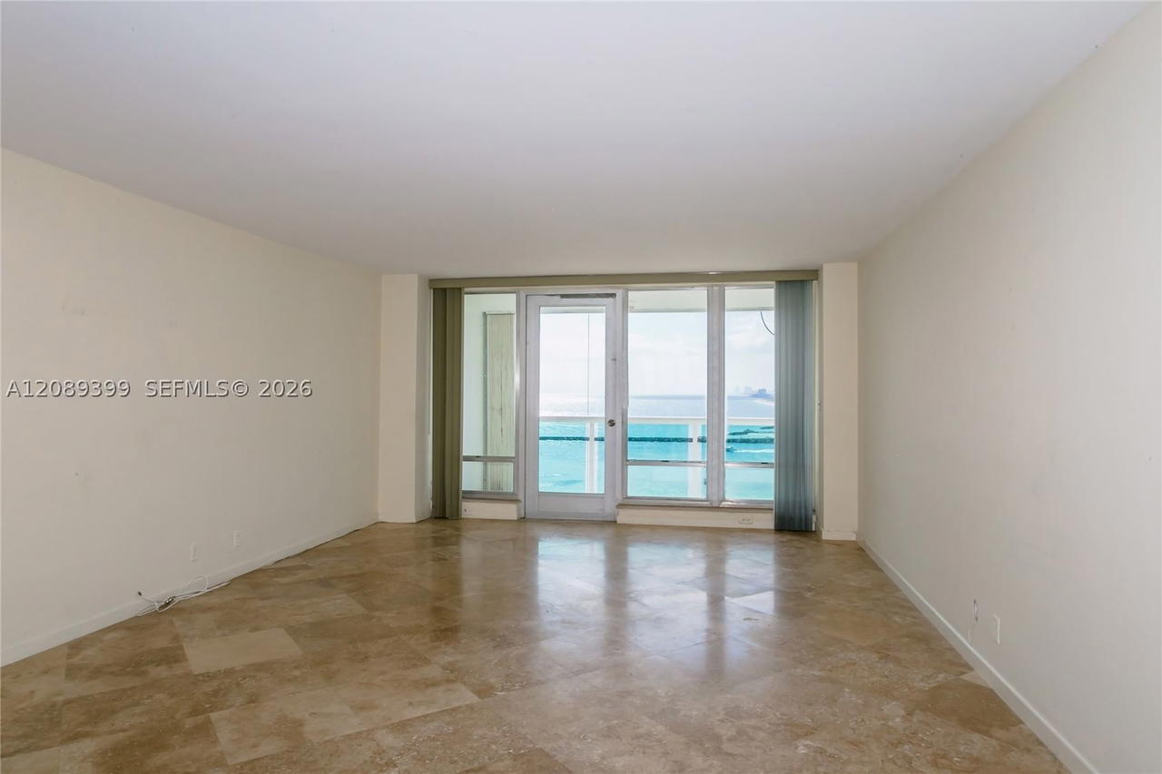 Real estate property located at 2100 Ocean Ln #904, Broward, Point Of Americas Condo, Fort Lauderdale, FL