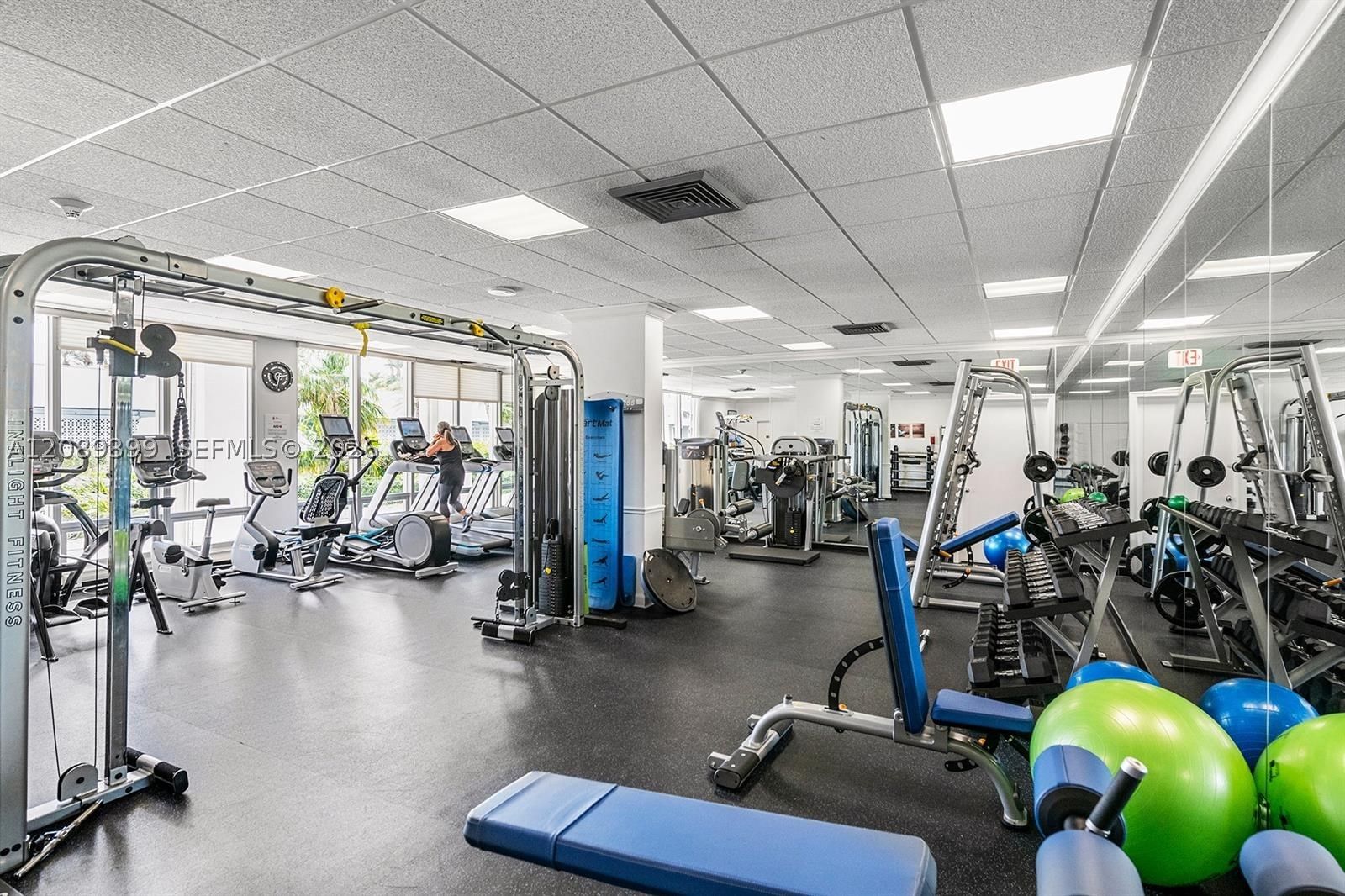 Real estate property located at 2100 Ocean Ln #904, Broward, Point Of Americas Condo, Fort Lauderdale, FL