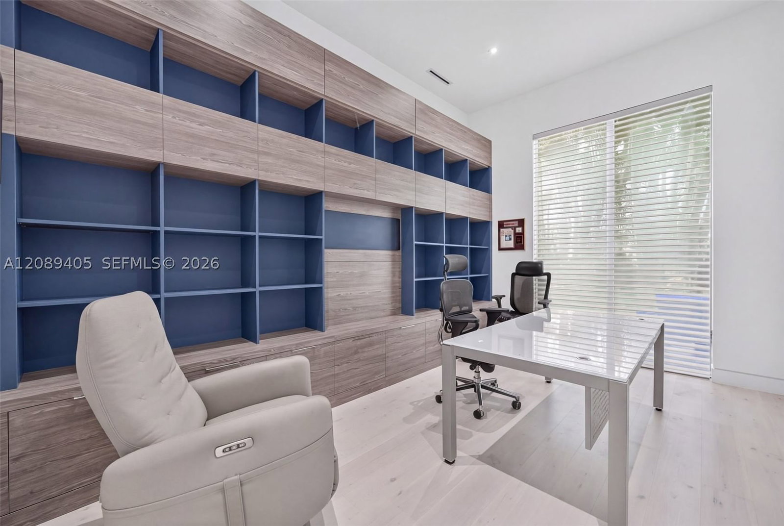 Real estate property located at 17531 Foxborough Ln, Palm Beach, St Andrews Country Club 2, Boca Raton, FL