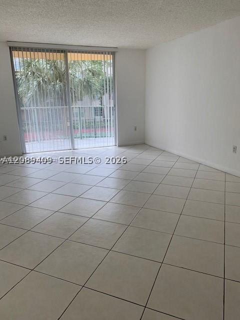Real estate property located at 9350 Fontainebleau Blvd #209, Miami-dade, The Fountains At Fontaine, Miami, FL
