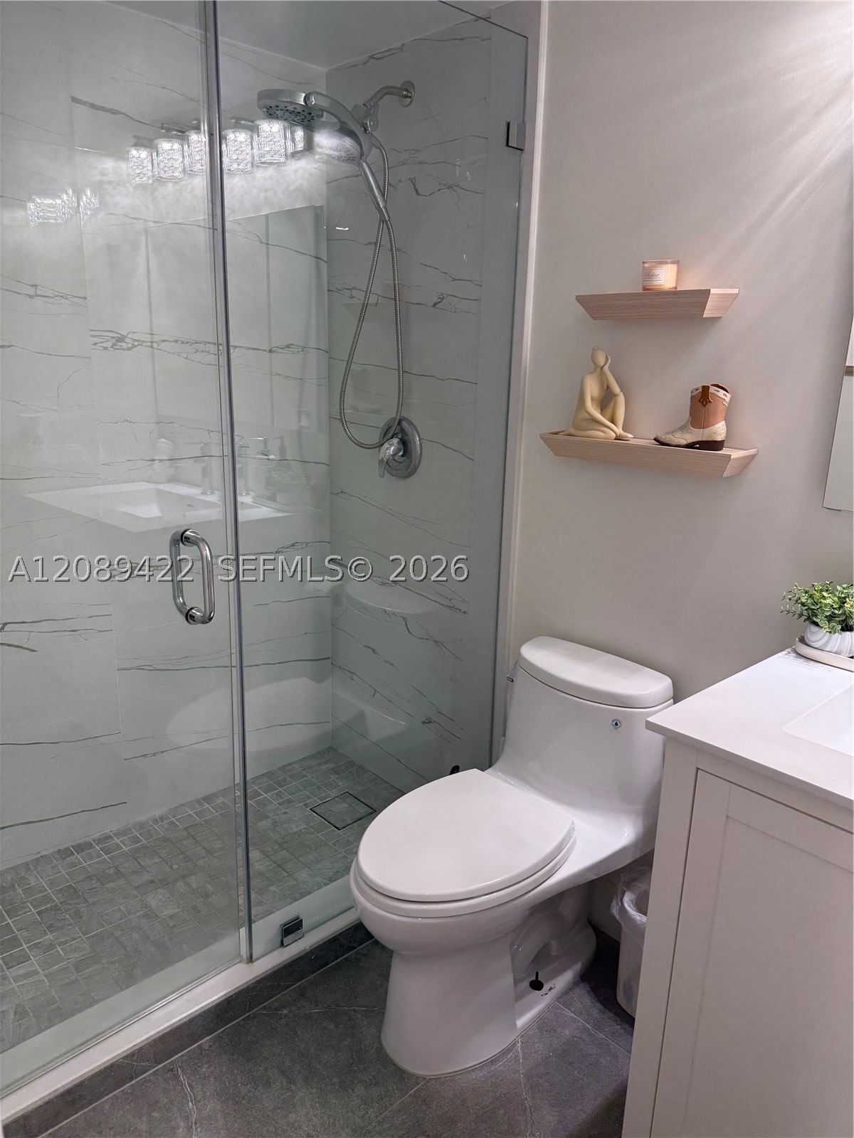 Real estate property located at 1450 Lincoln Rd #406, Miami-dade, Lincoln Bay Towers Condo, Miami Beach, FL
