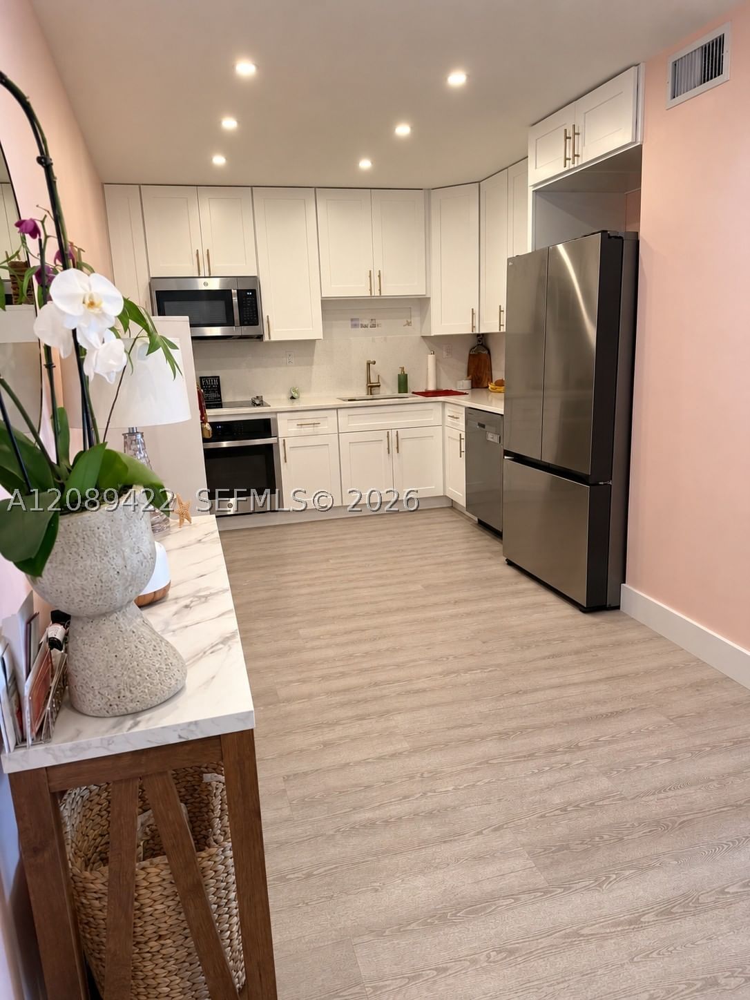 Real estate property located at 1450 Lincoln Rd #406, Miami-dade, Lincoln Bay Towers Condo, Miami Beach, FL
