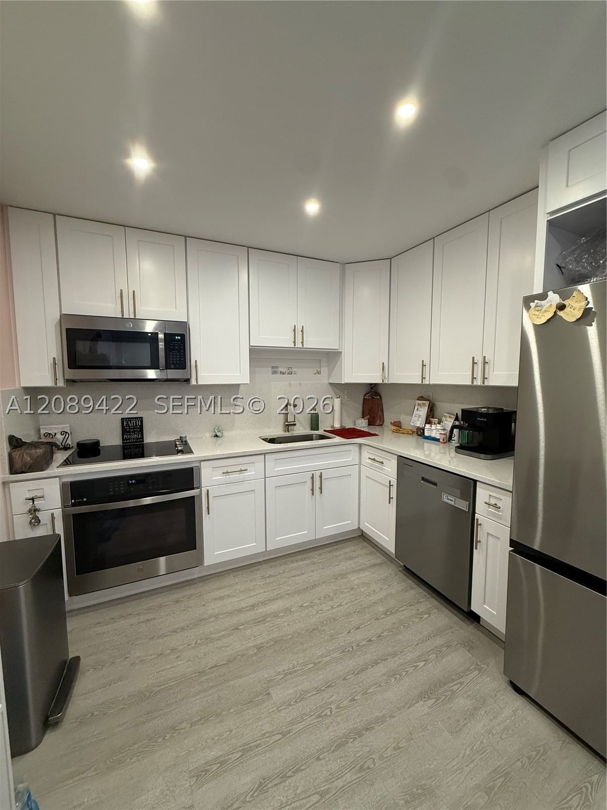 Real estate property located at 1450 Lincoln Rd #406, Miami-dade, Lincoln Bay Towers Condo, Miami Beach, FL