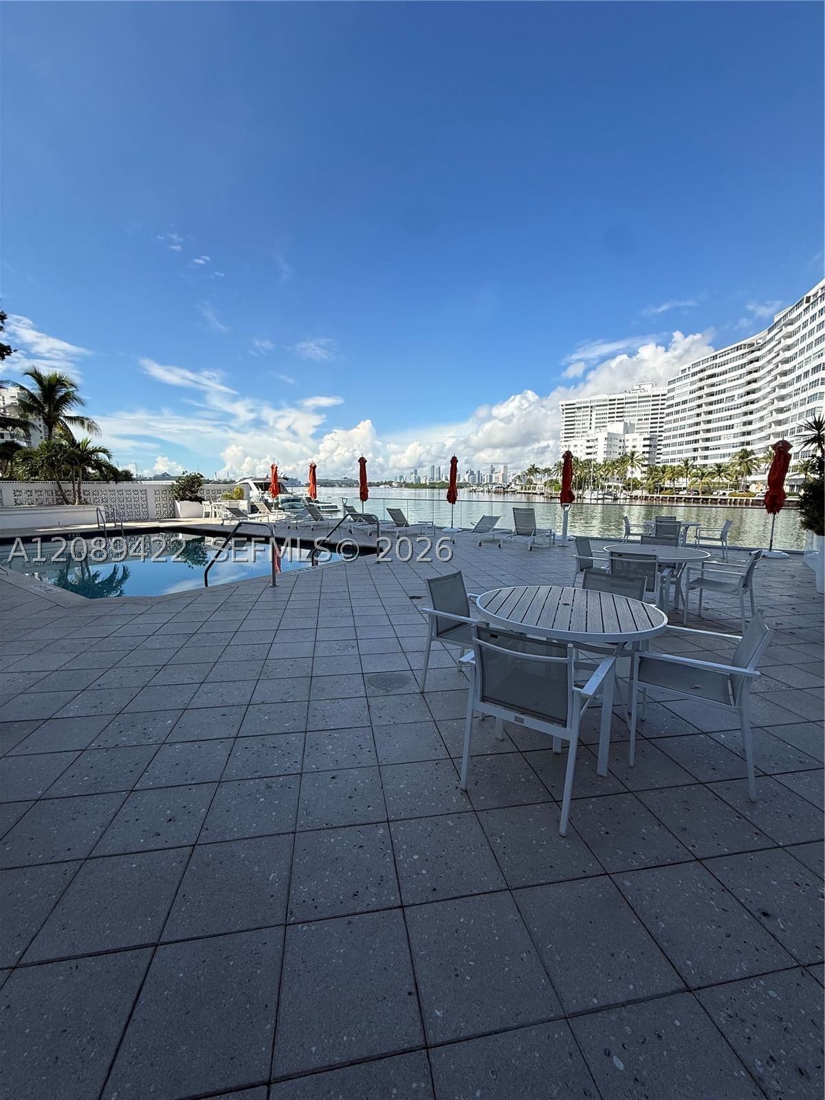 Real estate property located at 1450 Lincoln Rd #406, Miami-dade, Lincoln Bay Towers Condo, Miami Beach, FL