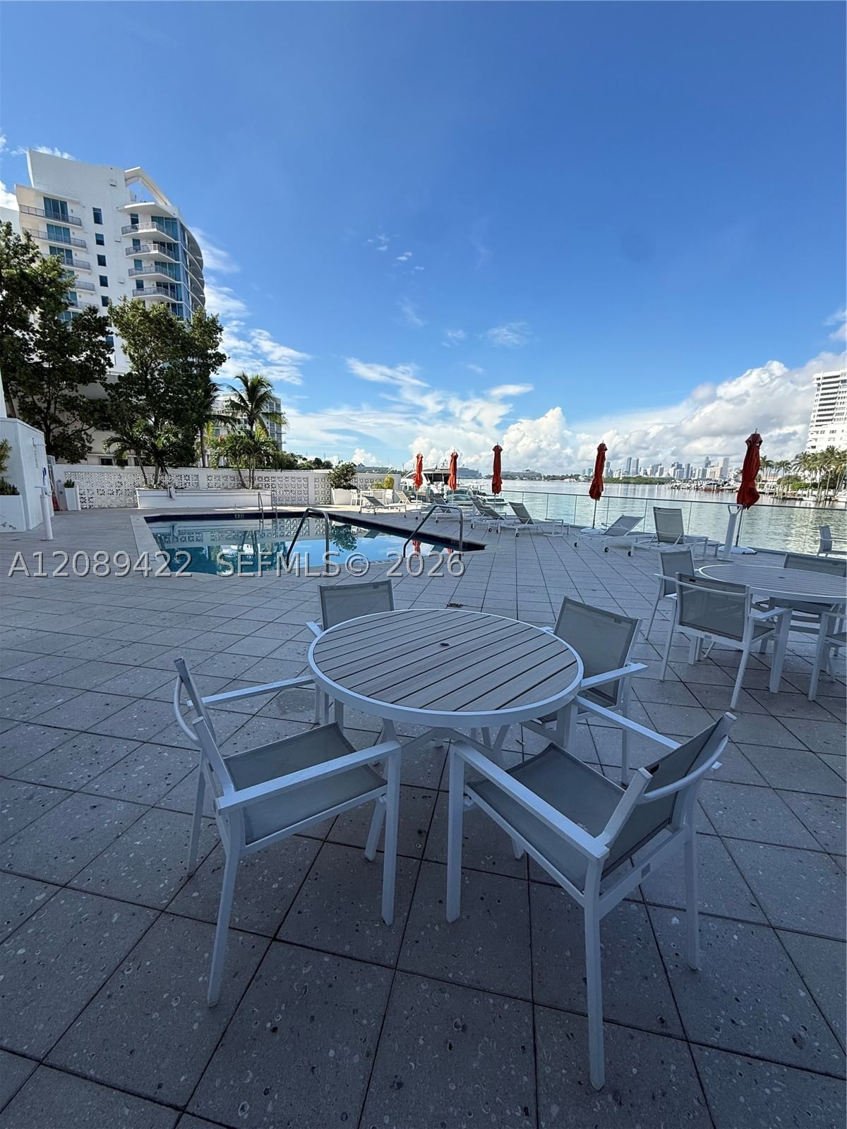 Real estate property located at 1450 Lincoln Rd #406, Miami-dade, Lincoln Bay Towers Condo, Miami Beach, FL