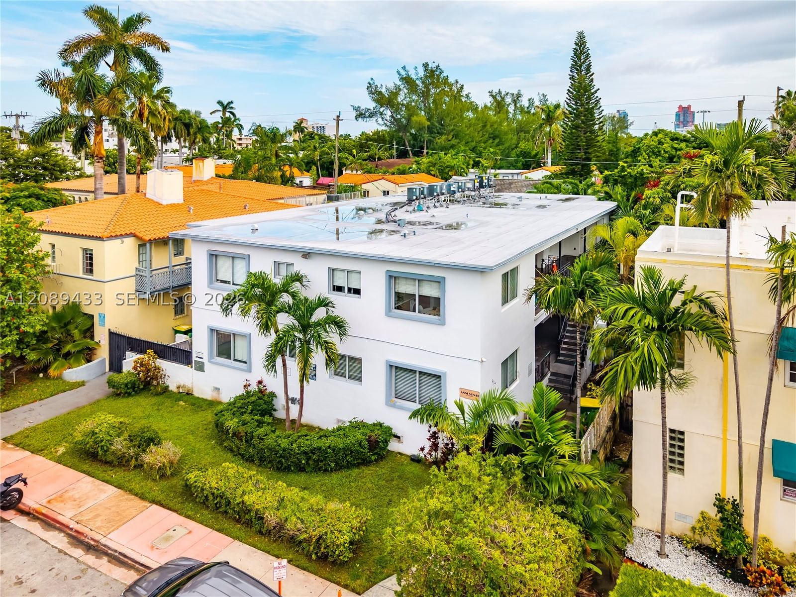 Real estate property located at 820 15th St #205, Miami-dade, Anni Venti Condo, Miami Beach, FL