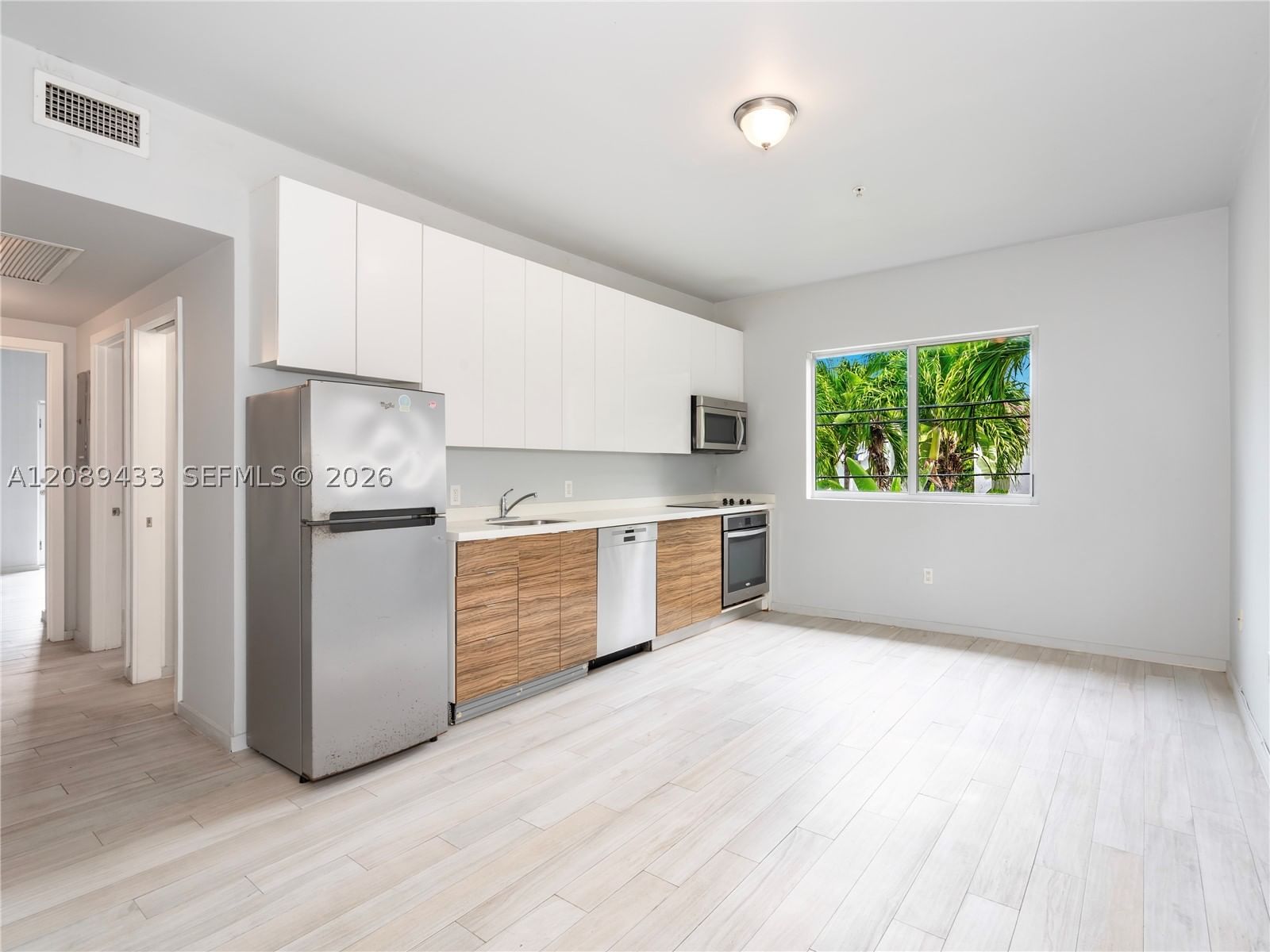 Real estate property located at 820 15th St #205, Miami-dade, Anni Venti Condo, Miami Beach, FL