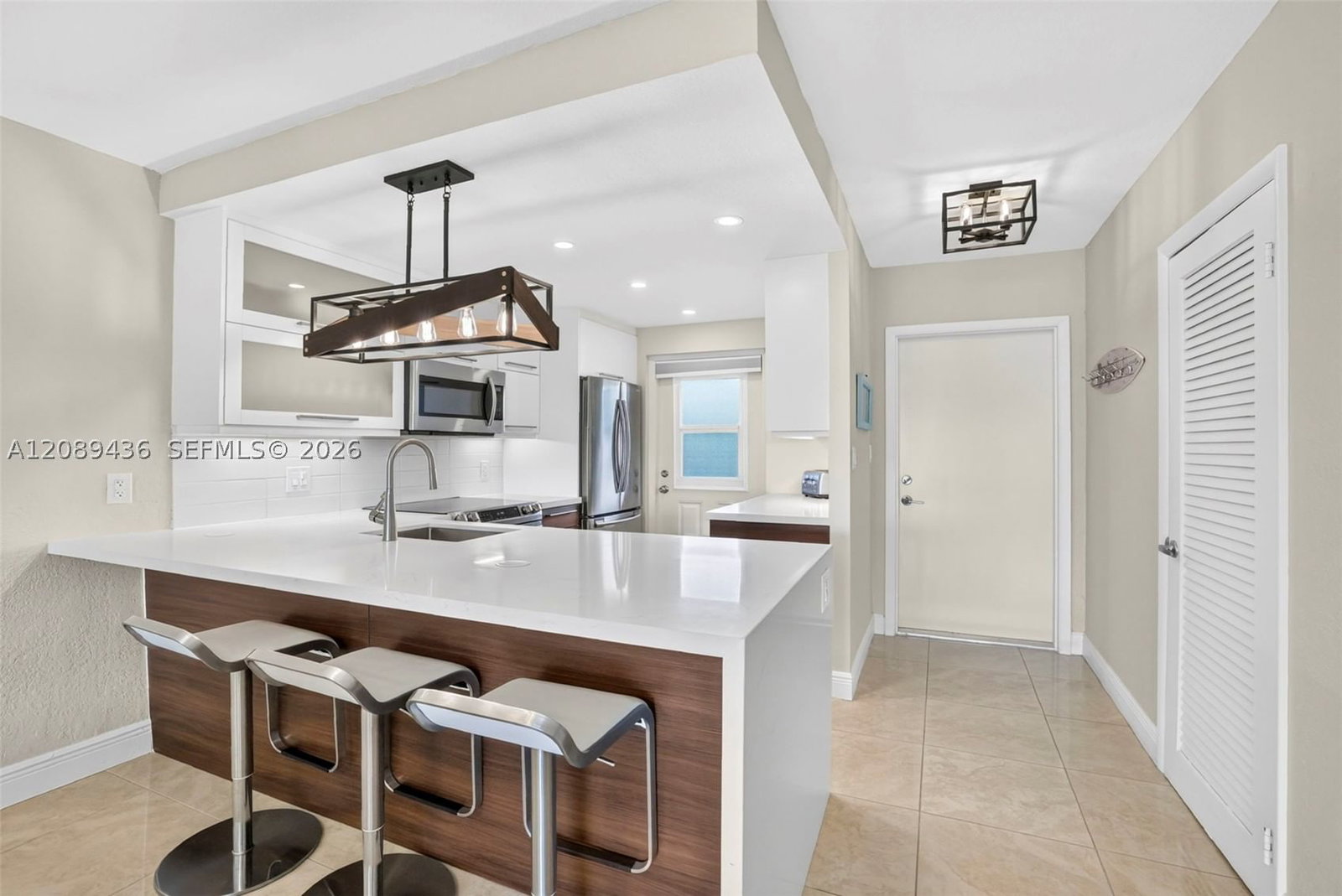 Real estate property located at 400 Federal Hwy #414, Broward, River House Towers Condo, Deerfield Beach, FL