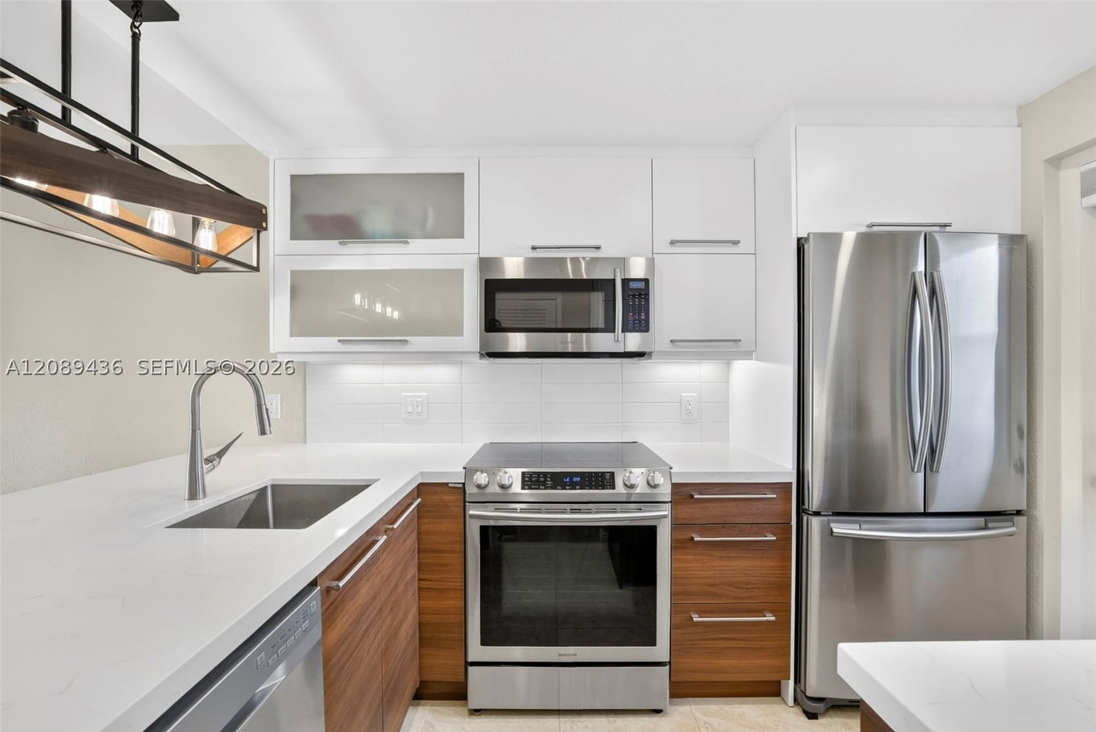 Real estate property located at 400 Federal Hwy #414, Broward, River House Towers Condo, Deerfield Beach, FL