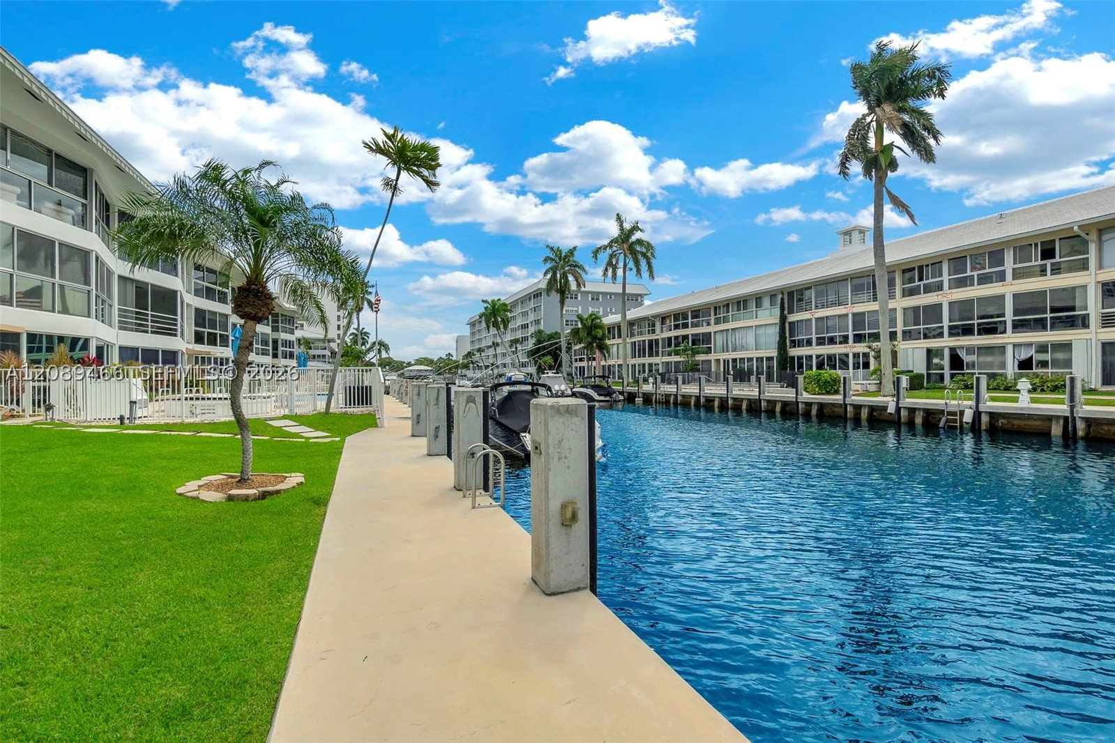 Real estate property located at 3050 48th Street #208, Broward, Windsor Condo, Fort Lauderdale, FL