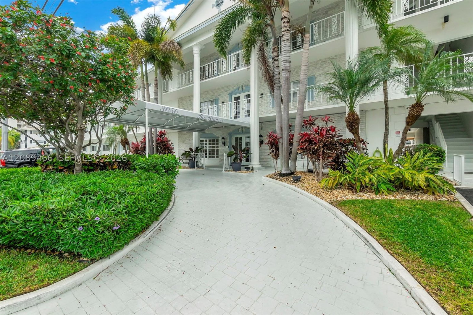 Real estate property located at 3050 48th Street #208, Broward, Windsor Condo, Fort Lauderdale, FL