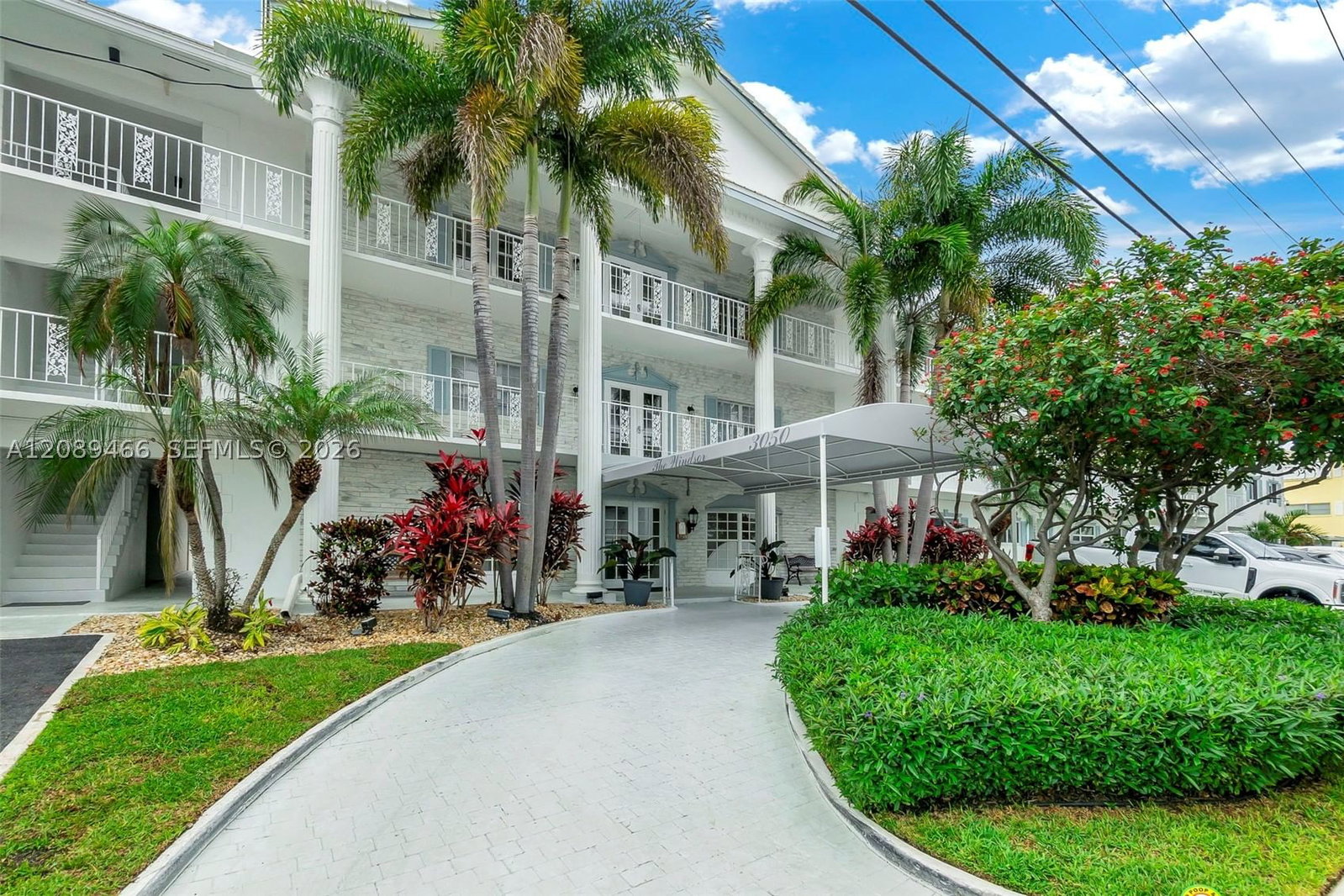 Real estate property located at 3050 48th Street #208, Broward, Windsor Condo, Fort Lauderdale, FL