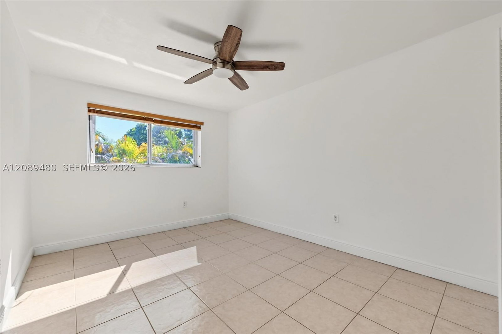 Real estate property located at 7205 3rd Ave, Miami-dade, First Addn To Palm Spring, Hialeah, FL