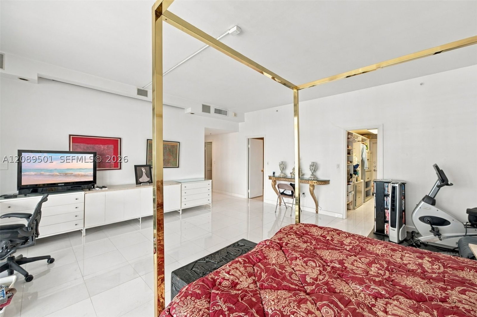 Real estate property located at 10205 Collins Ave #1704, Miami-dade, Kenilworth Condo, Bal Harbour, FL