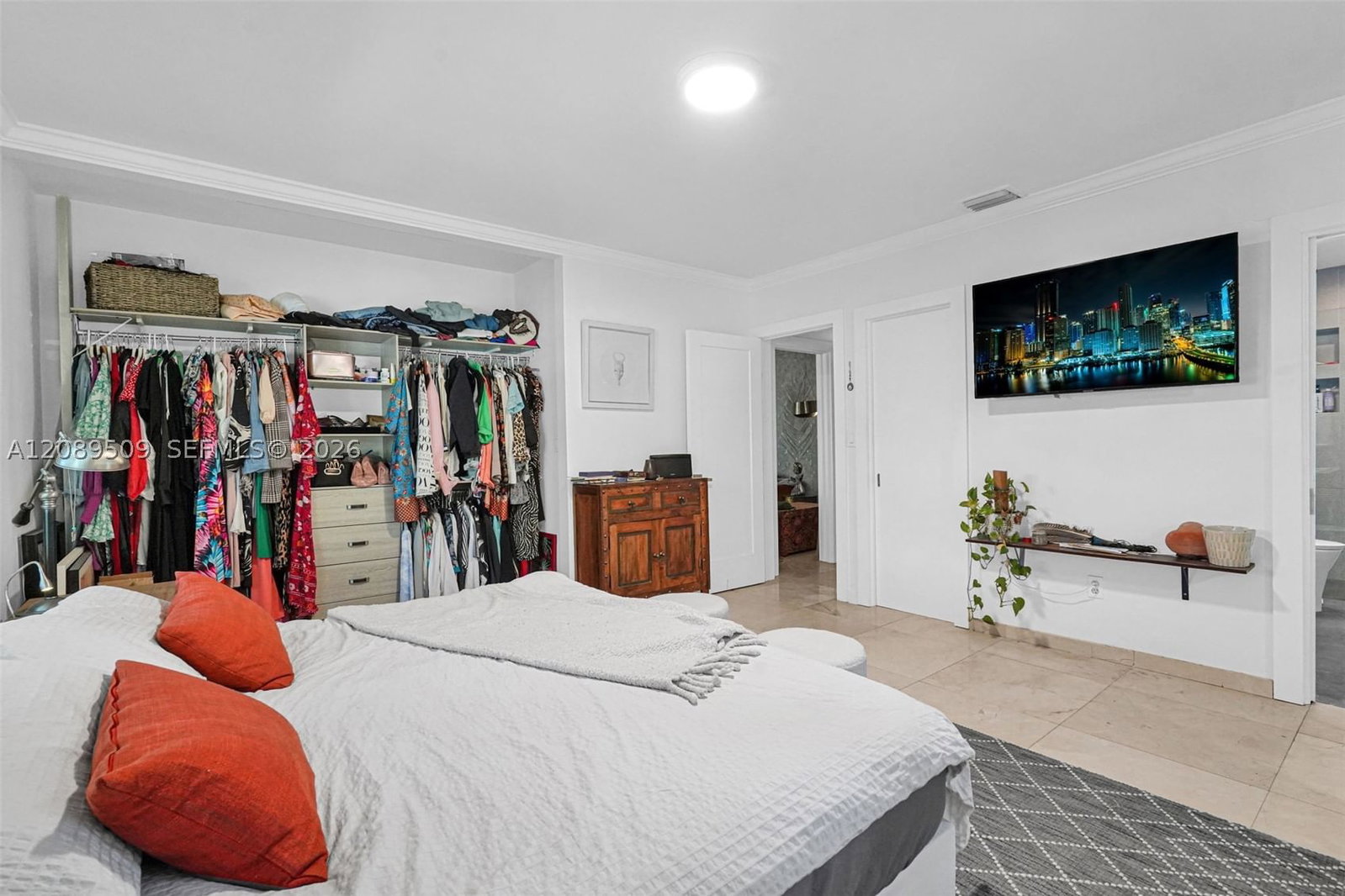 Real estate property located at 9325 5th Ave, Miami-dade, Miami Shores Sec 3, Miami Shores, FL