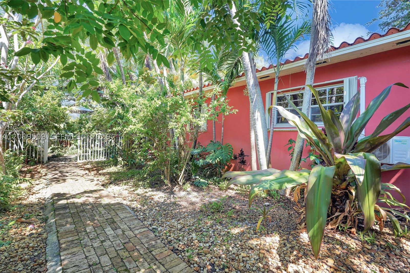 Real estate property located at 9325 5th Ave, Miami-dade, Miami Shores Sec 3, Miami Shores, FL