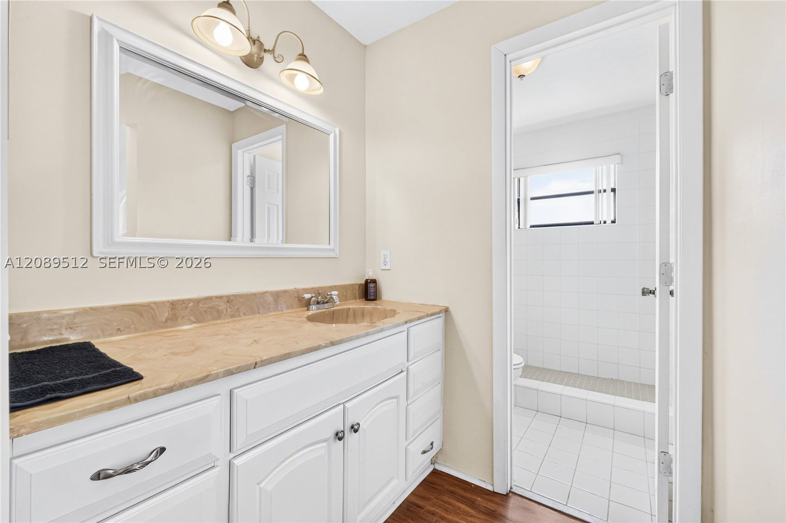 Real estate property located at 9014 45th Ct, Broward, Springtree Lakes, Sunrise, FL