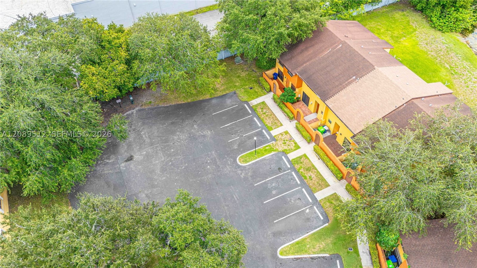 Real estate property located at 9014 45th Ct, Broward, Springtree Lakes, Sunrise, FL