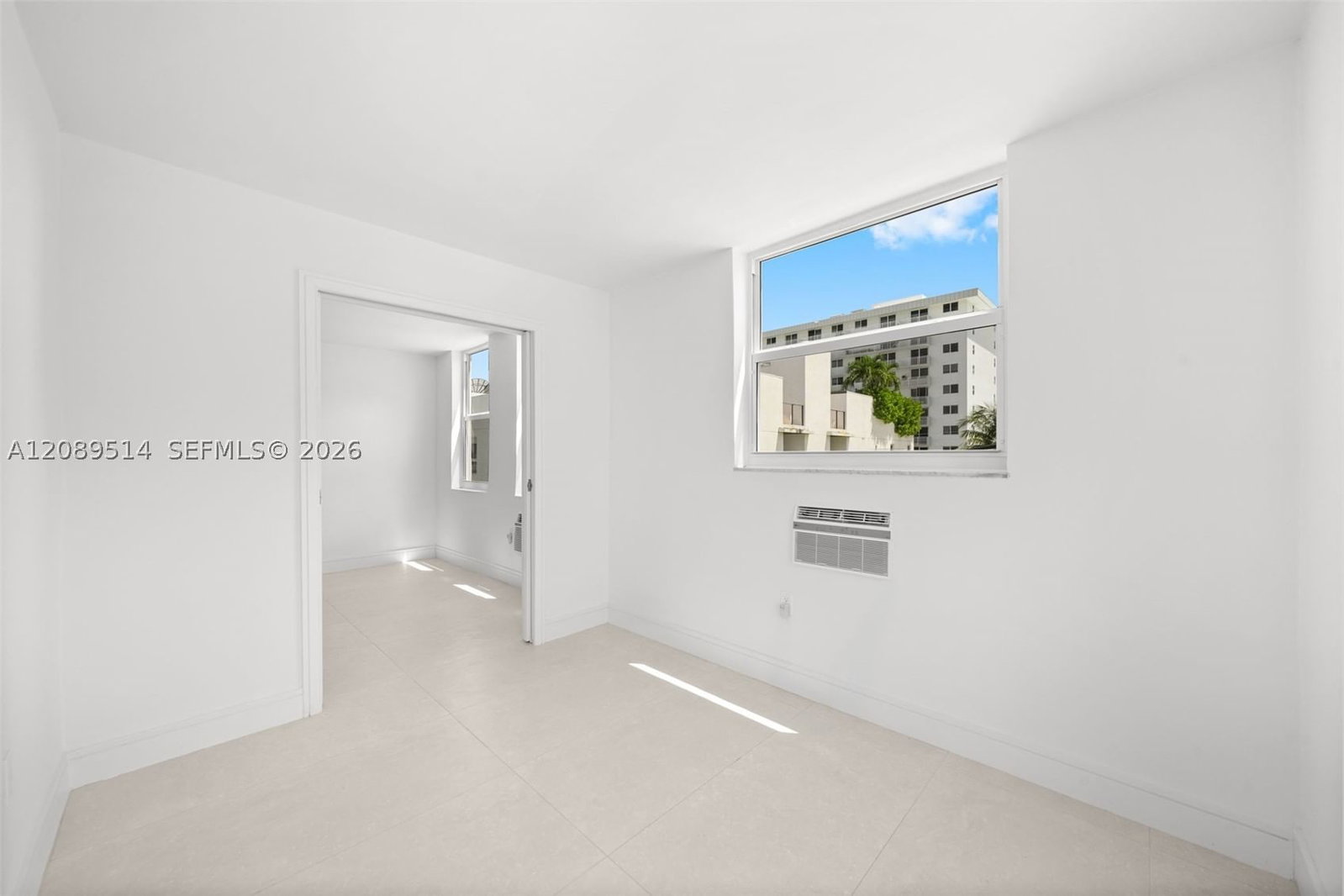 Real estate property located at 335 Collins Ave #407, Miami-dade, Collins View Condo, Miami Beach, FL