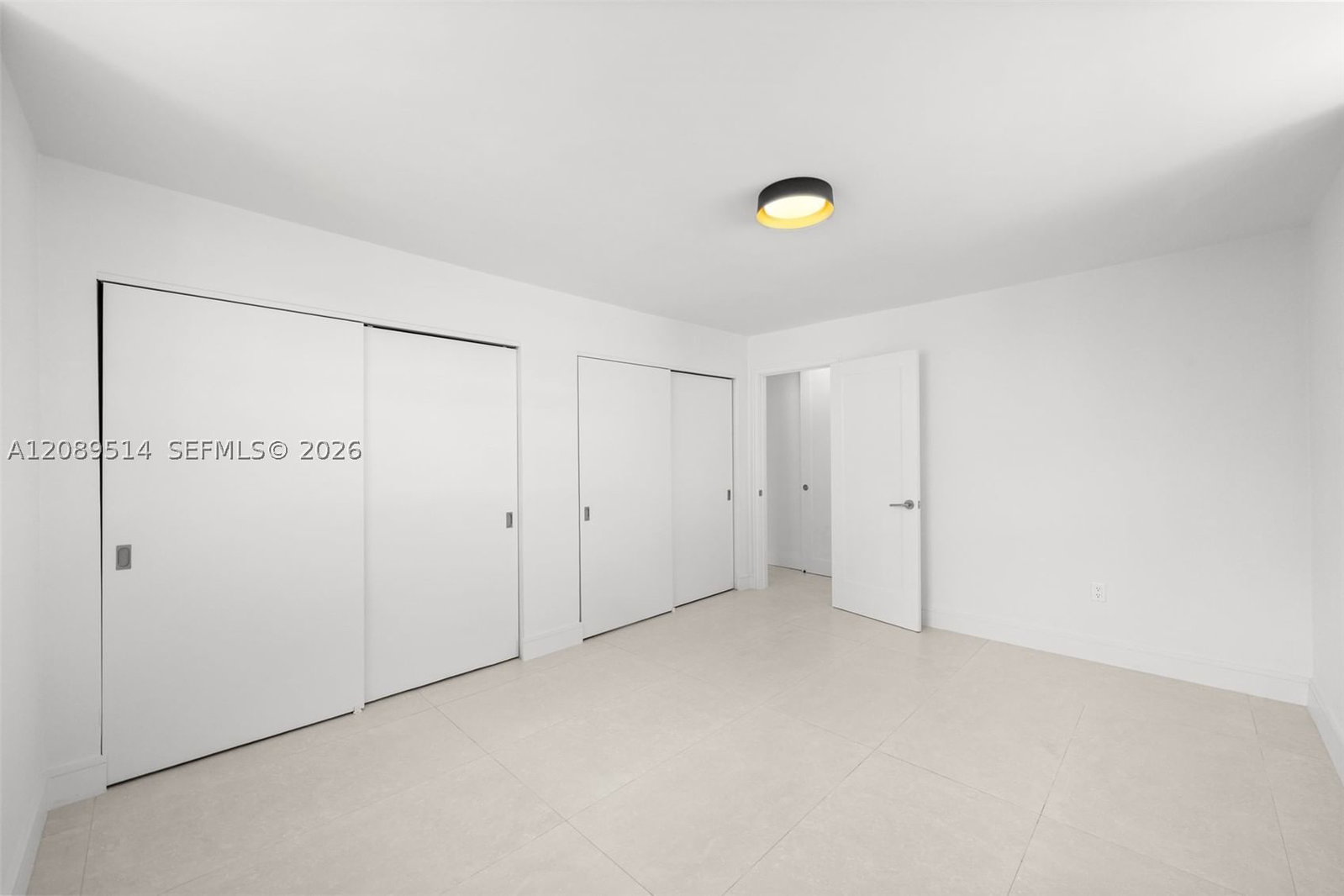 Real estate property located at 335 Collins Ave #407, Miami-dade, Collins View Condo, Miami Beach, FL