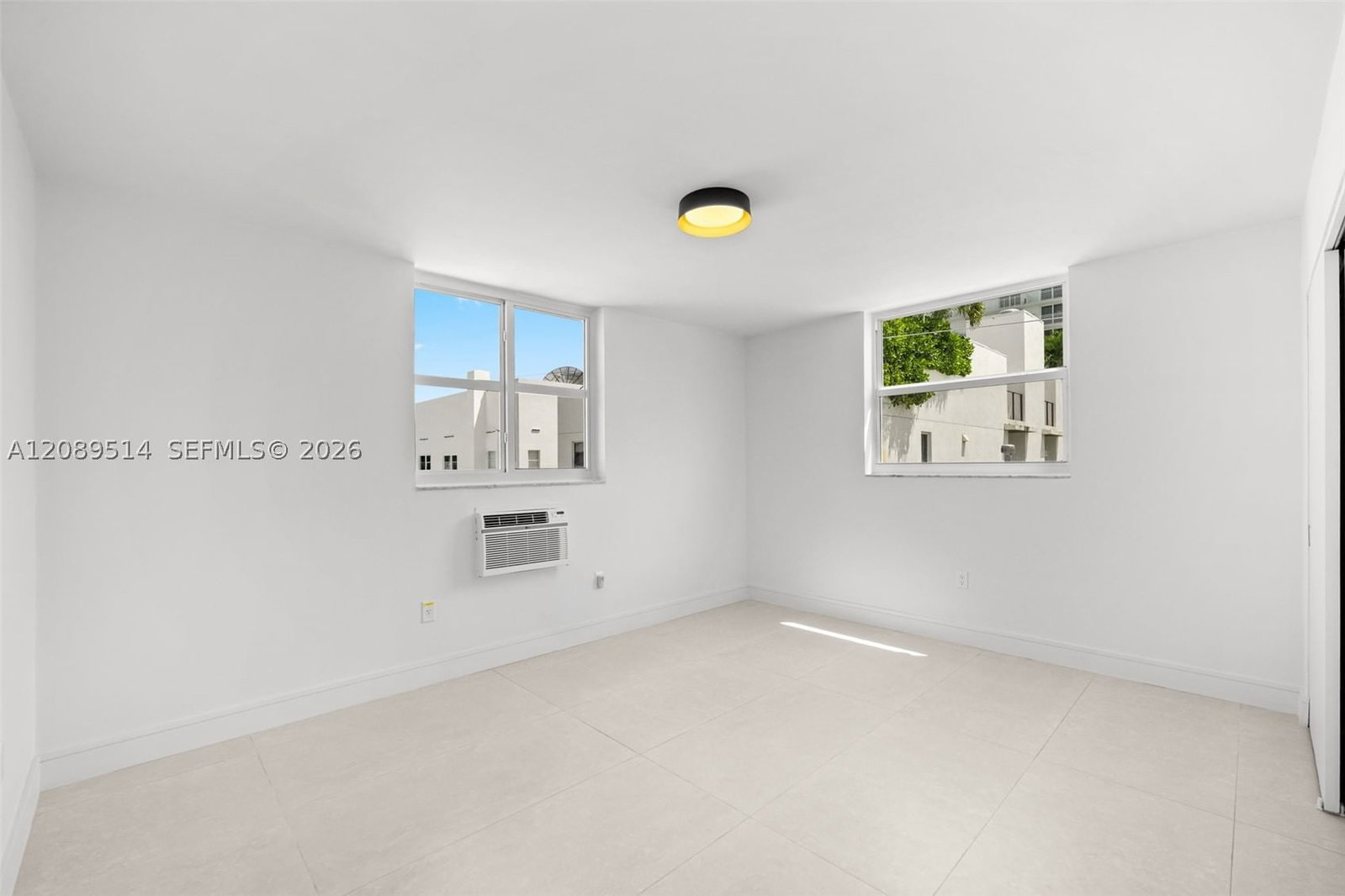 Real estate property located at 335 Collins Ave #407, Miami-dade, Collins View Condo, Miami Beach, FL