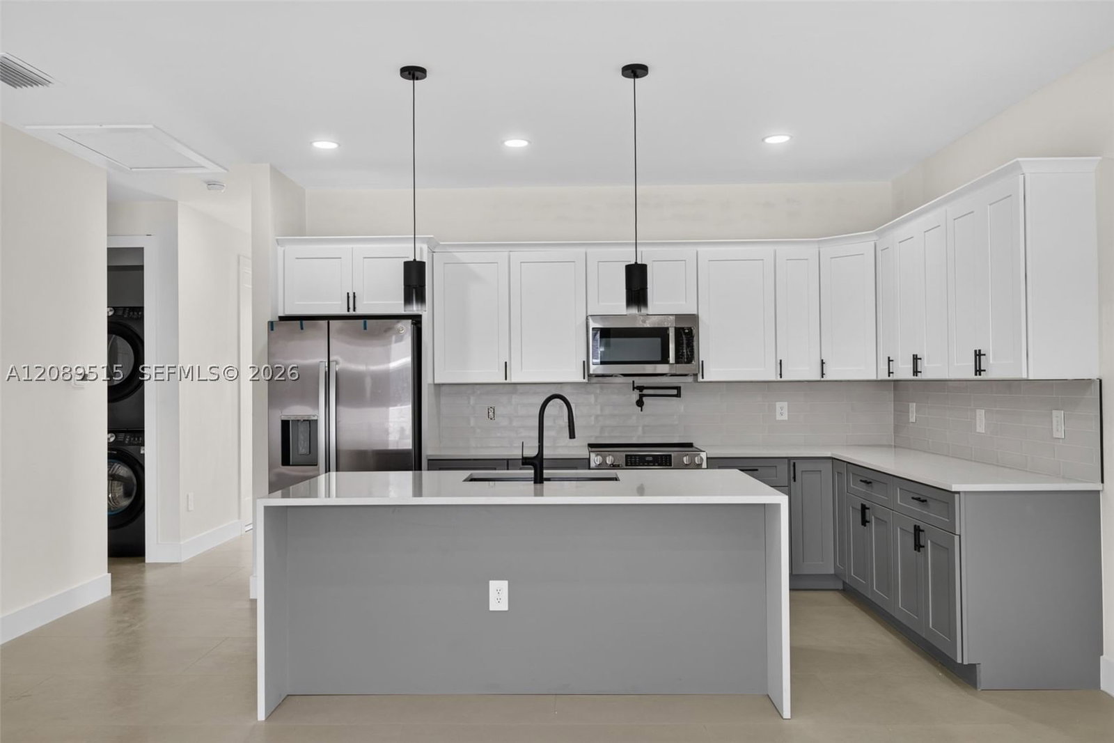 Real estate property located at 1136/1138 GILBERT AVE, Lee, Lehigh Estates, Unit 7, Lehigh Acres, FL