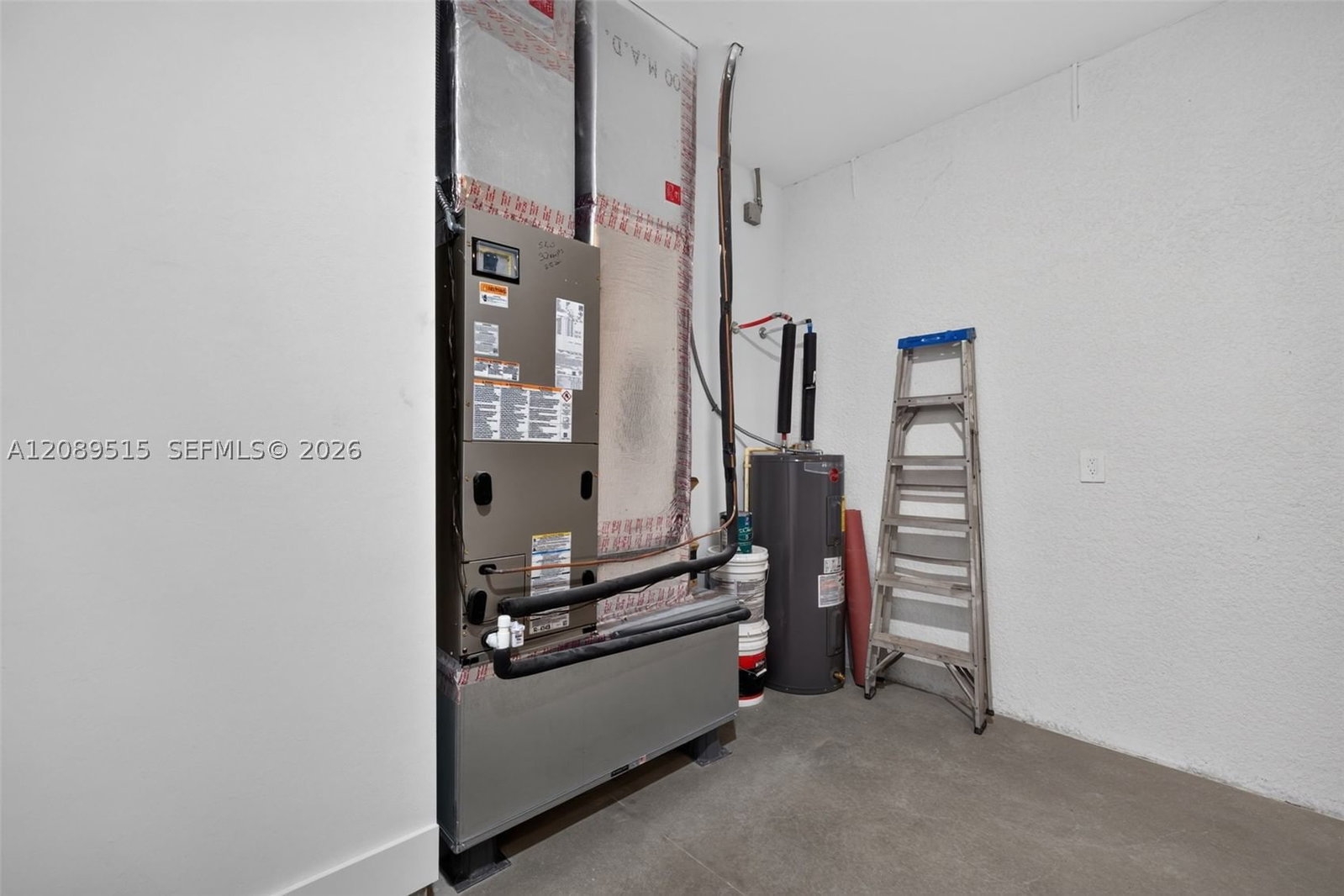 Real estate property located at 1136/1138 GILBERT AVE, Lee, Lehigh Estates, Unit 7, Lehigh Acres, FL