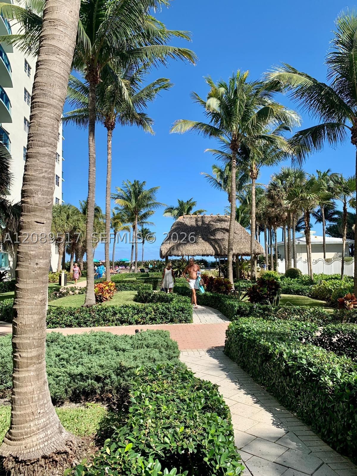 Real estate property located at 3901 Ocean Dr #10W, Broward, Tides On Hollywood Beach, Hollywood, FL