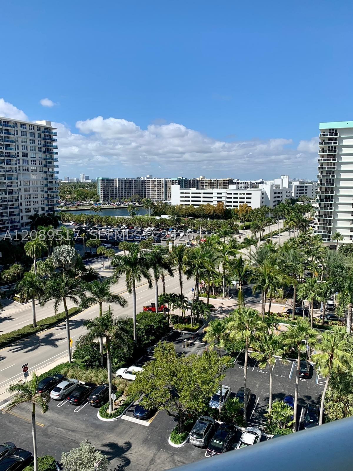 Real estate property located at 3901 Ocean Dr #10W, Broward, Tides On Hollywood Beach, Hollywood, FL