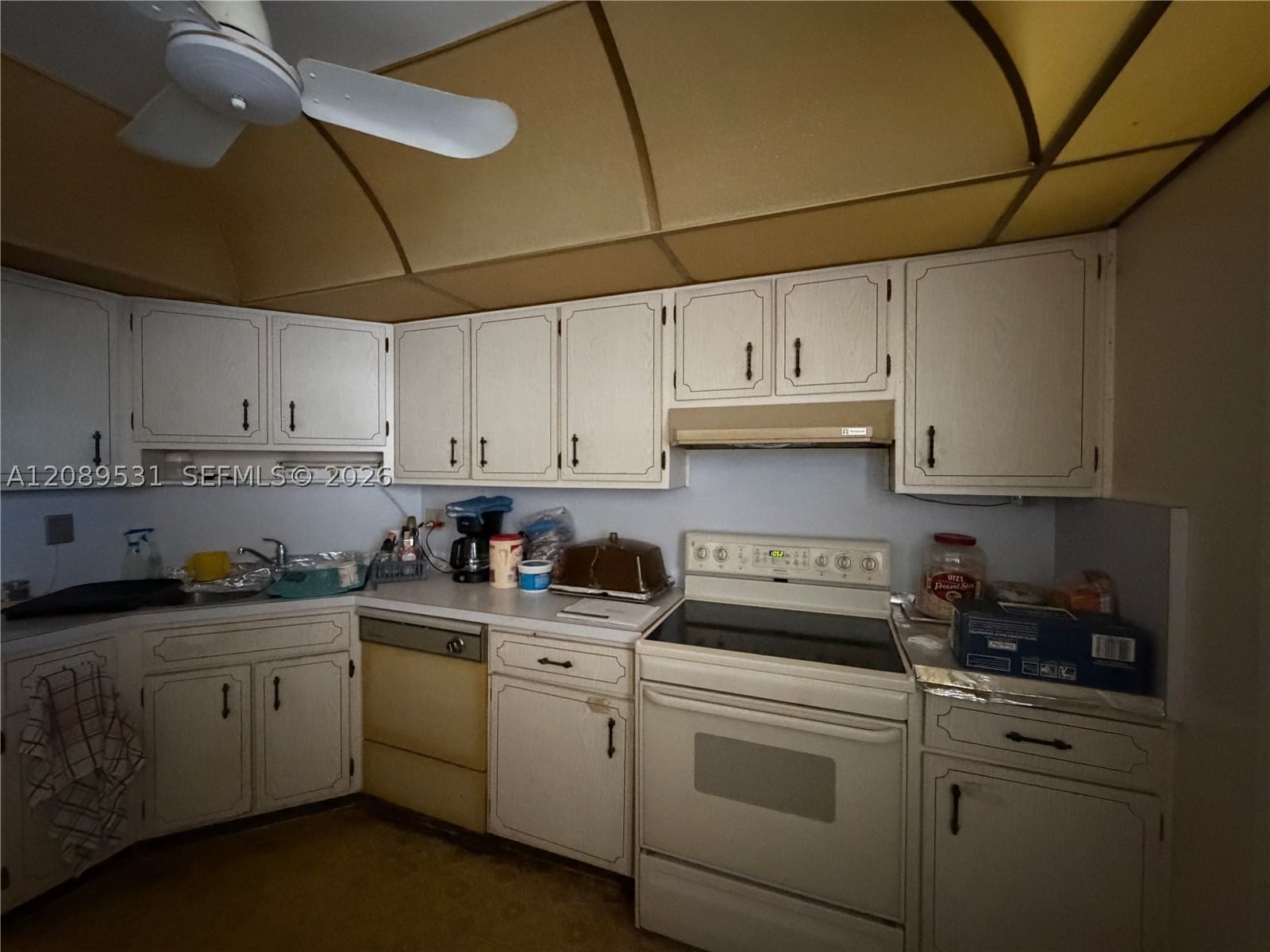 Real estate property located at 3575 Broken Woods Dr #404, Broward, Briarwood Club Condo 3, Coral Springs, FL