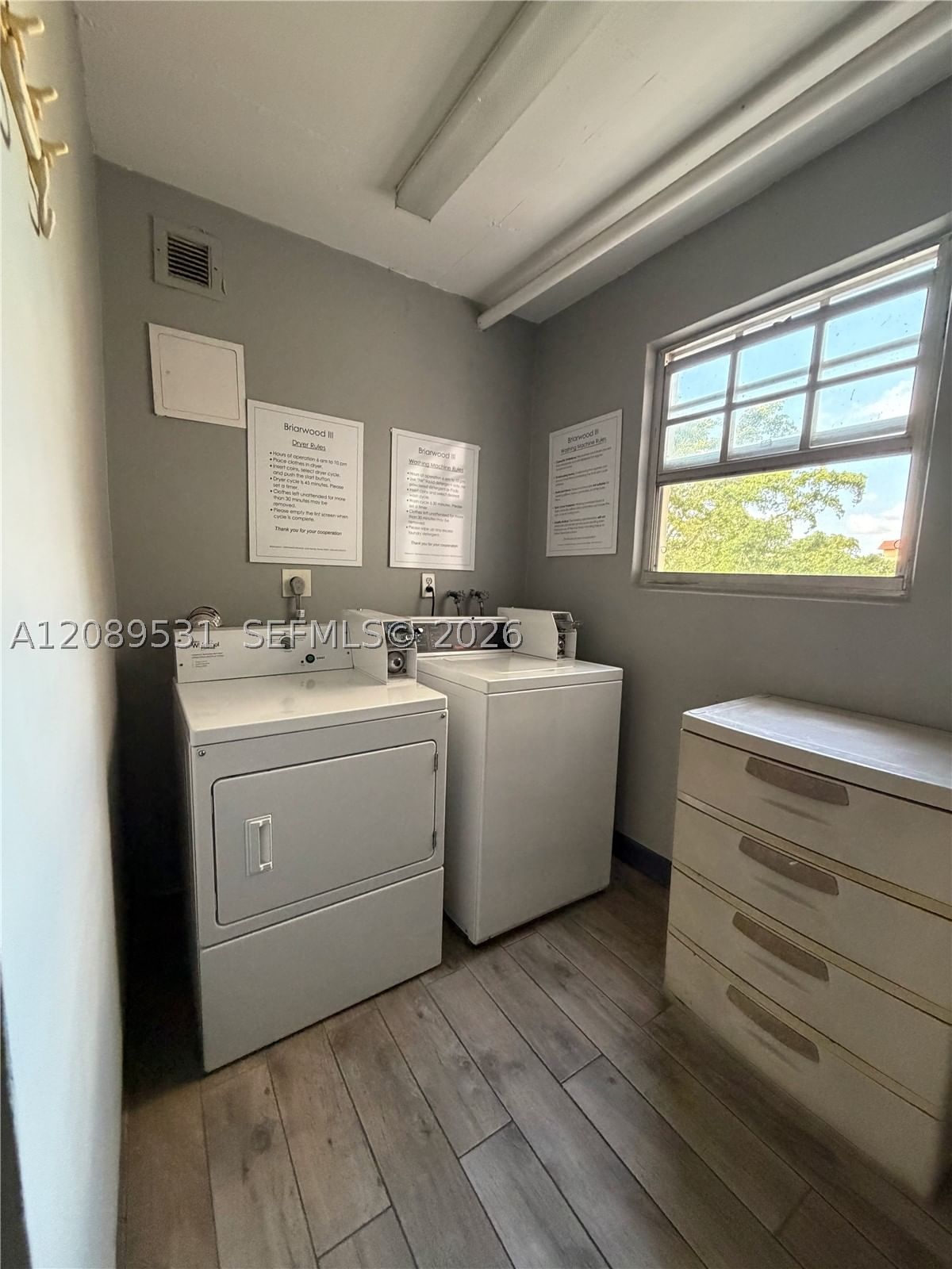 Real estate property located at 3575 Broken Woods Dr #404, Broward, Briarwood Club Condo 3, Coral Springs, FL