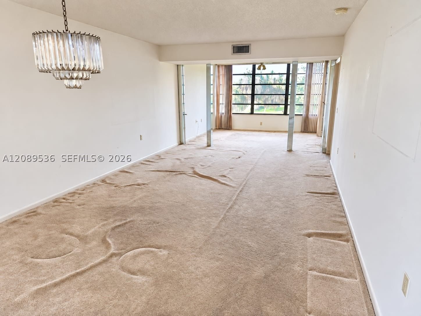 Real estate property located at 1717 Whitehall Dr #304, Broward, Condo 20 Of Whitehall Con, Davie, FL