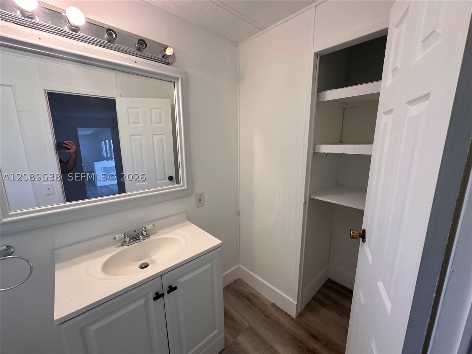 Real estate property located at 2957 54th St, Broward, Ravenswood Estates & Mari, Dania Beach, FL