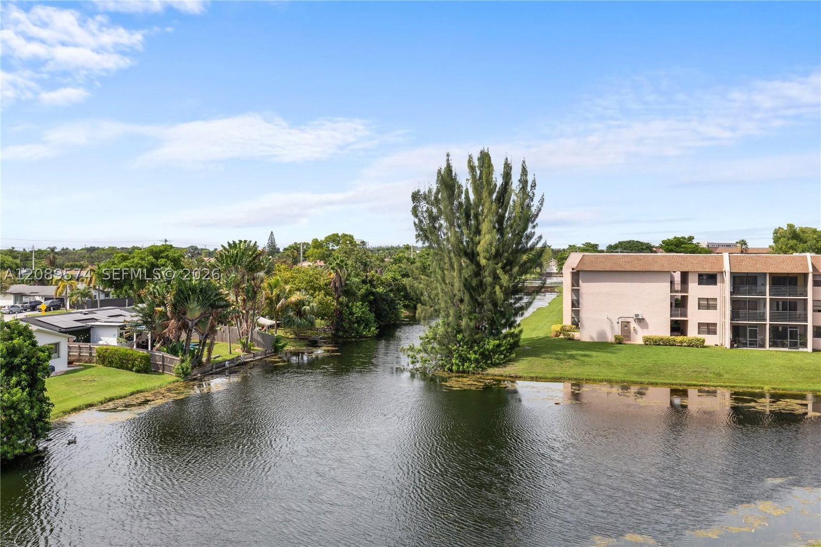 Real estate property located at 2711 104th Ave #407, Broward, Sunrise Lakes 215 Condo, Sunrise, FL