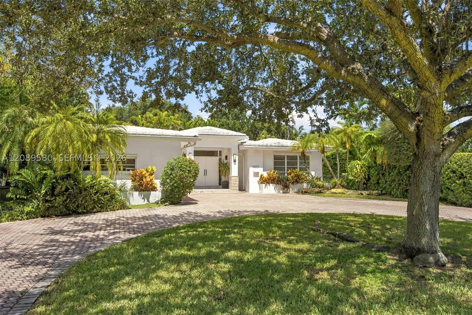 Real estate property located at 1325 Blue Rd, Miami-dade, C Gab Country Club Sec 5, Coral Gables, FL