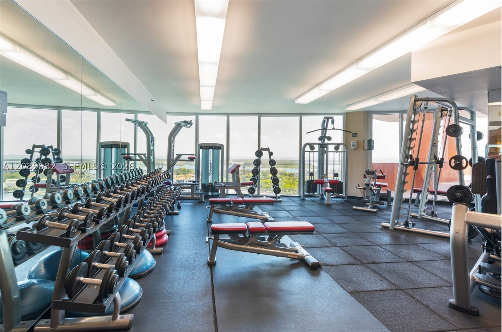 Real estate property located at 300 Pointe Dr #809, Miami-dade, Portofino Tower Condo, Miami Beach, FL
