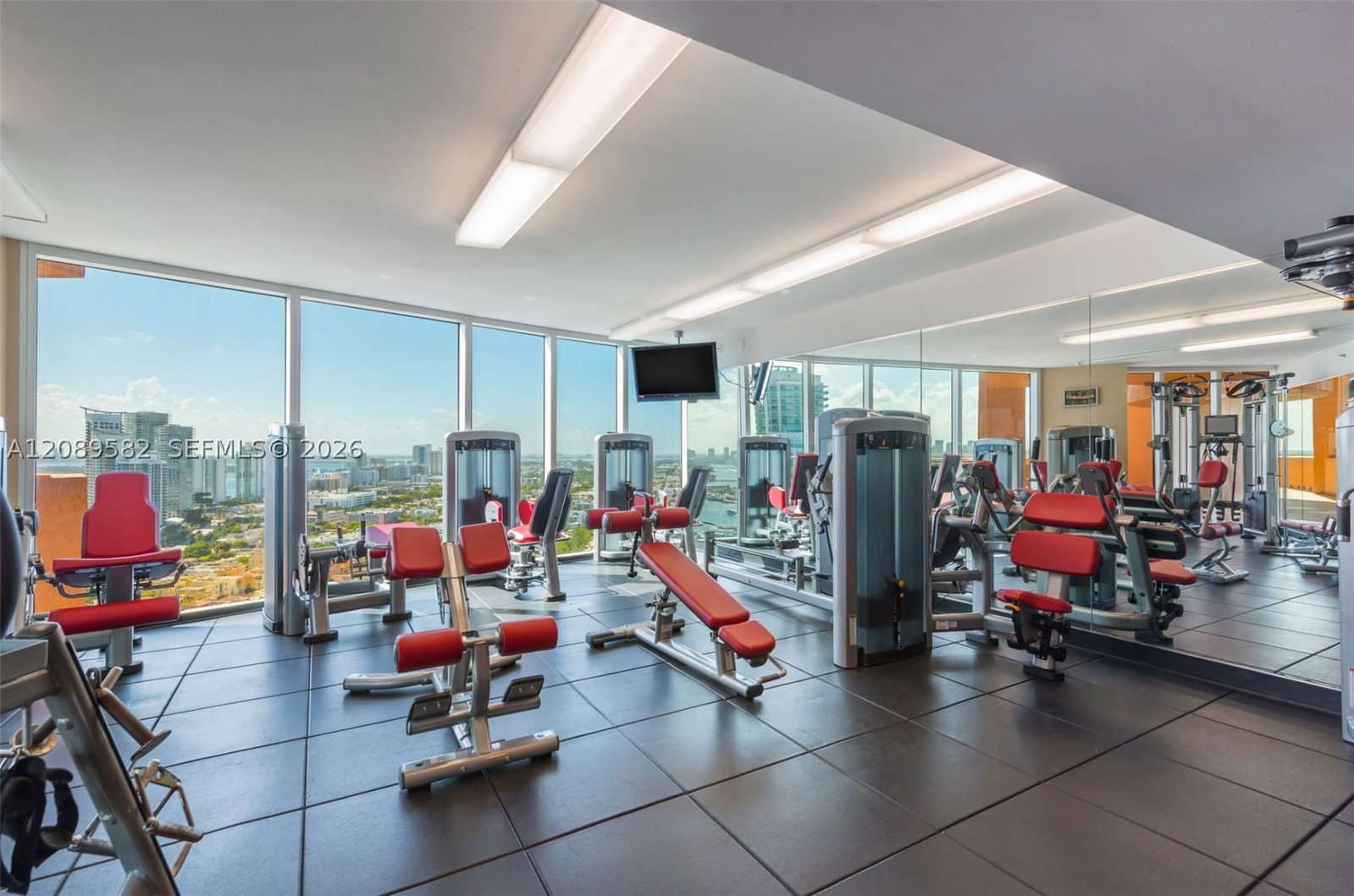 Real estate property located at 300 Pointe Dr #809, Miami-dade, Portofino Tower Condo, Miami Beach, FL