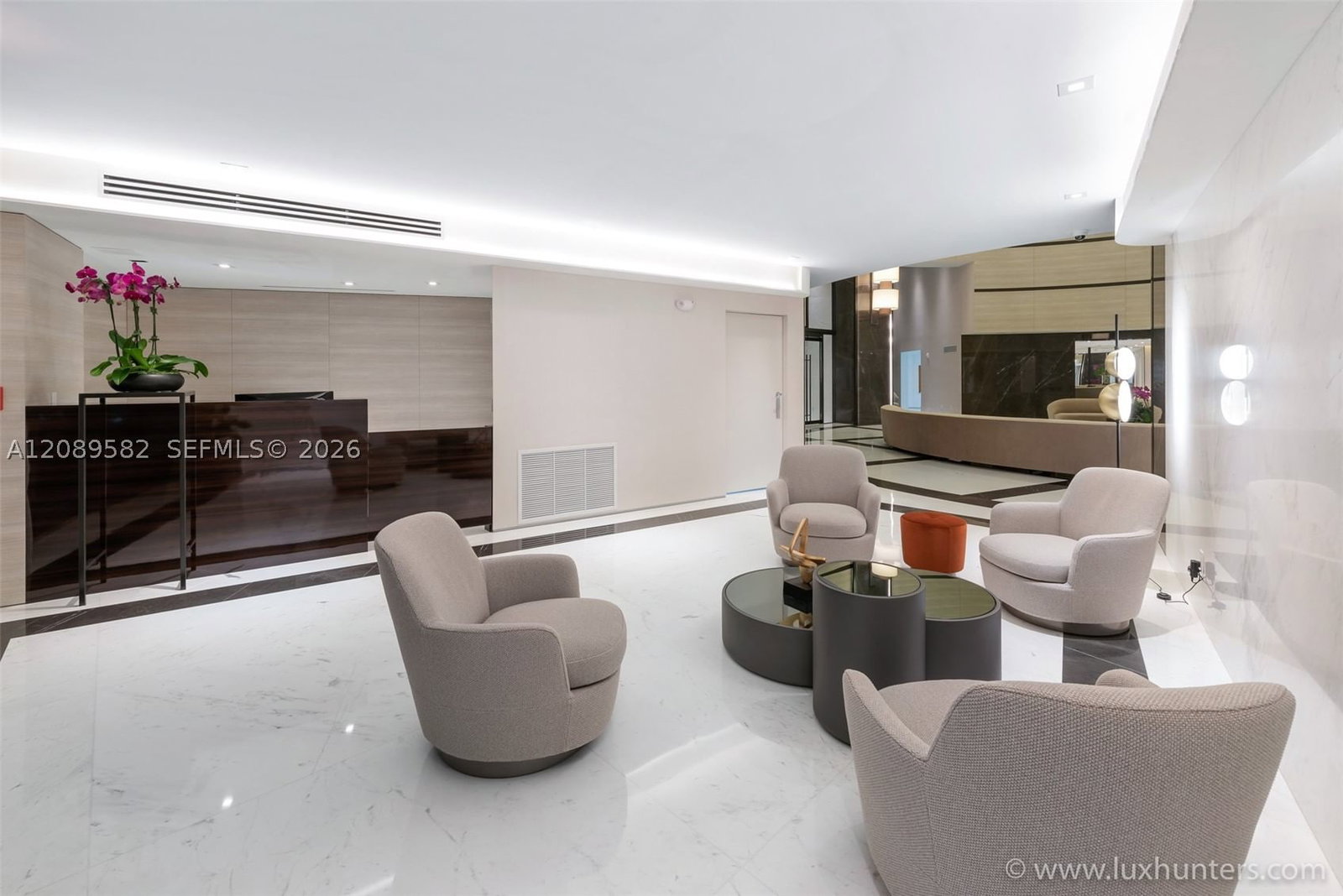 Real estate property located at 300 Pointe Dr #809, Miami-dade, Portofino Tower Condo, Miami Beach, FL