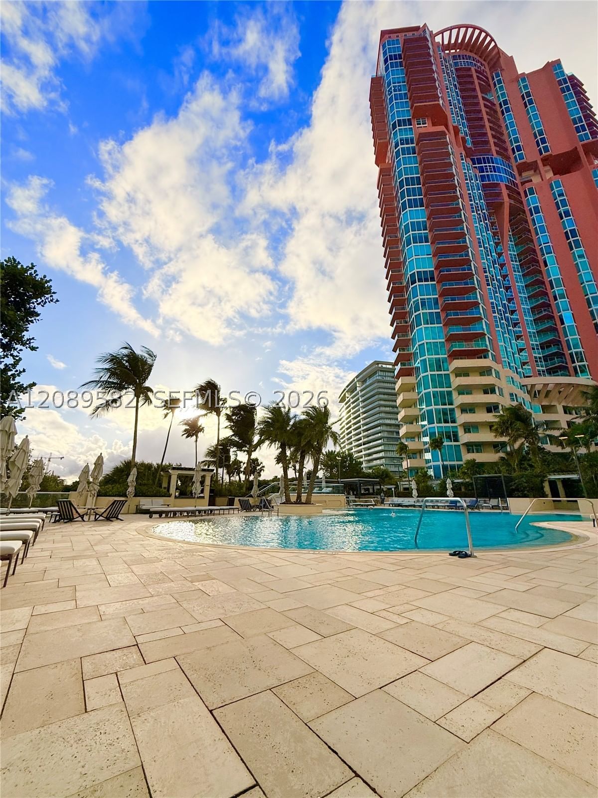 Real estate property located at 300 Pointe Dr #809, Miami-dade, Portofino Tower Condo, Miami Beach, FL