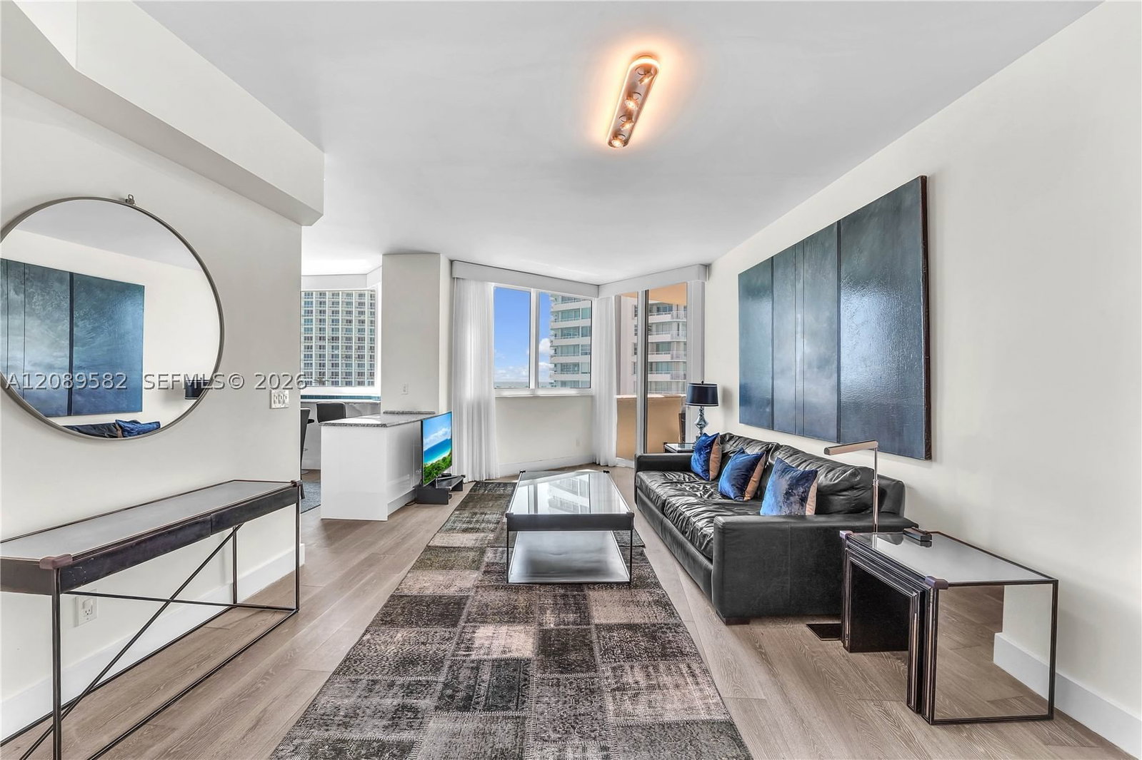 Real estate property located at 300 Pointe Dr #809, Miami-dade, Portofino Tower Condo, Miami Beach, FL