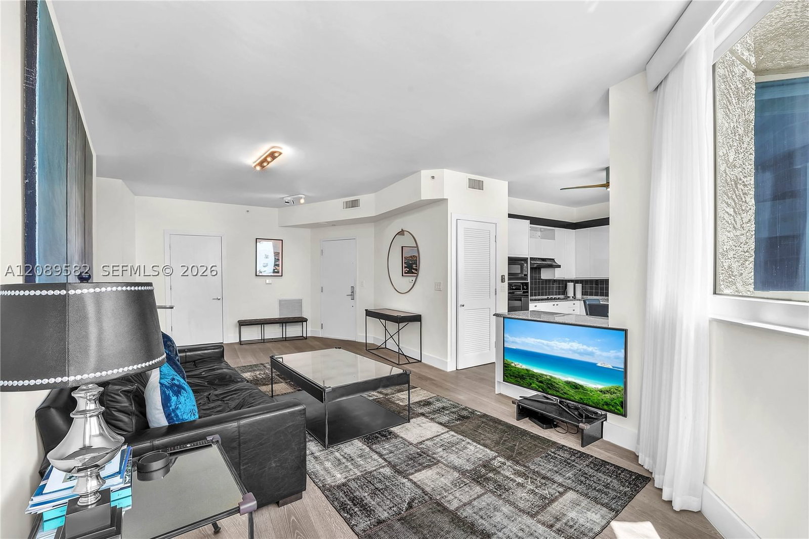 Real estate property located at 300 Pointe Dr #809, Miami-dade, Portofino Tower Condo, Miami Beach, FL