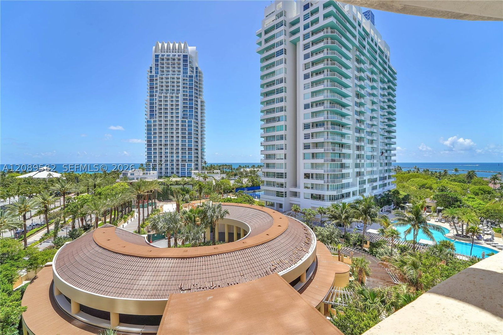 Real estate property located at 300 Pointe Dr #809, Miami-dade, Portofino Tower Condo, Miami Beach, FL