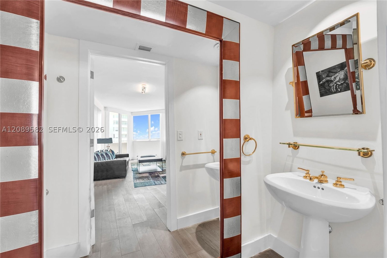 Real estate property located at 300 Pointe Dr #809, Miami-dade, Portofino Tower Condo, Miami Beach, FL